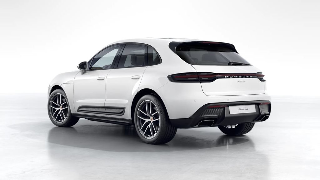New 2026 Porsche Macan AWD/4WD image 3