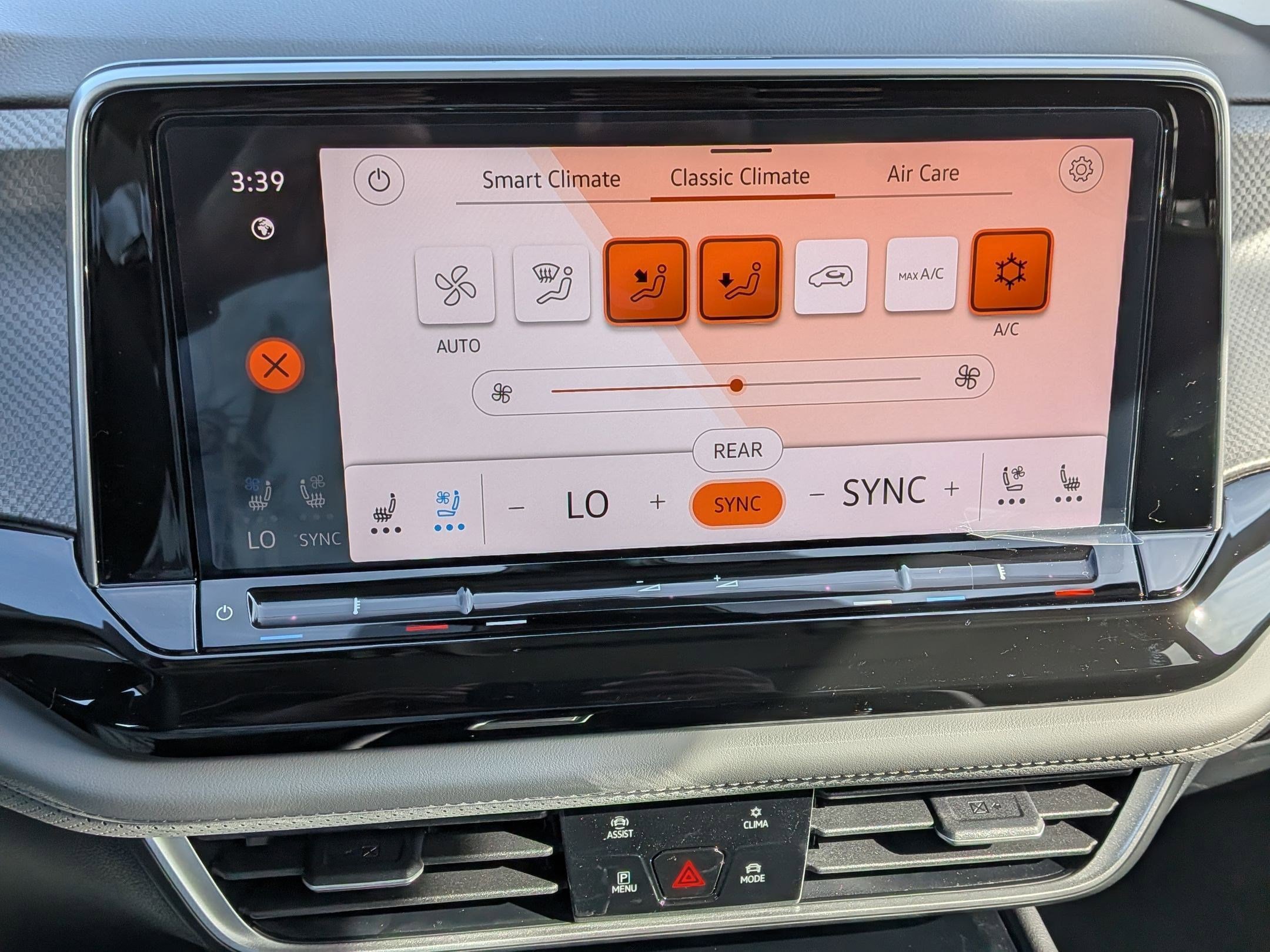 New 2026 Volkswagen Atlas Peak Edition AWD/4WD image 23