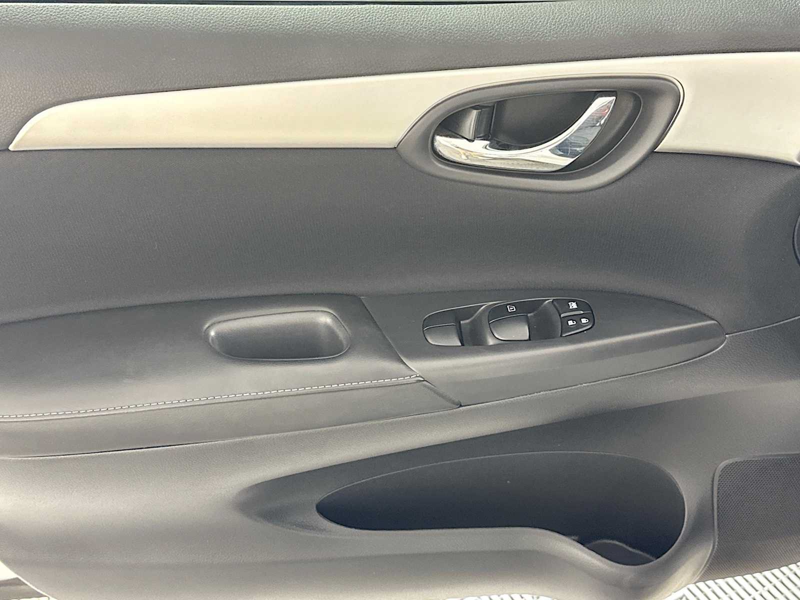 Used 2019 Nissan Sentra S FWD image 16