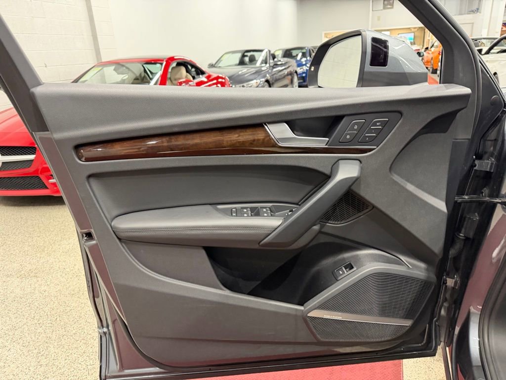 Used 2019 Audi Q5 3.0T Premium Plus w/ Premium Plus Package AWD/4WD image 18