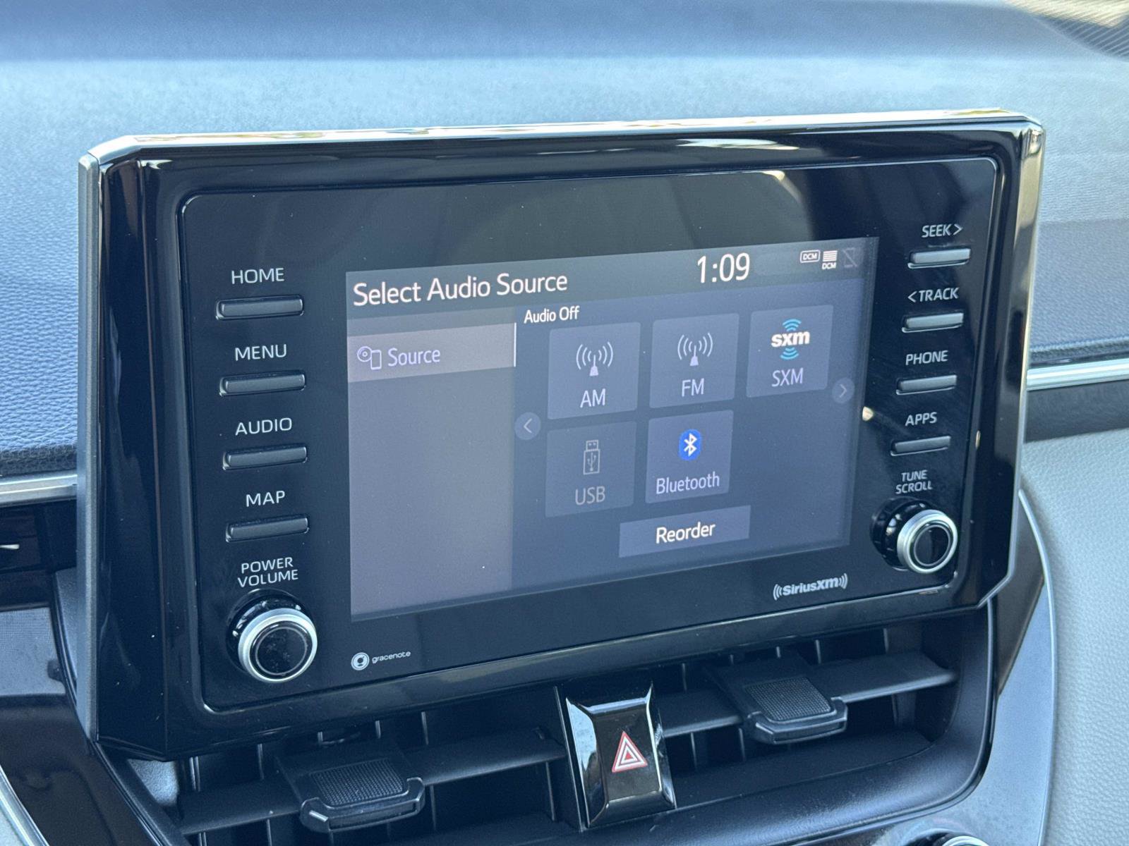 Used 2022 Toyota Corolla Cross L image 14