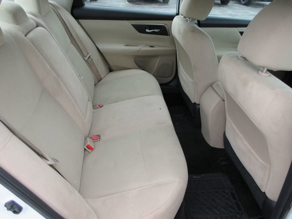 Used 2015 Nissan Altima 2.5 S w/ Power Driver Seat Package image 17