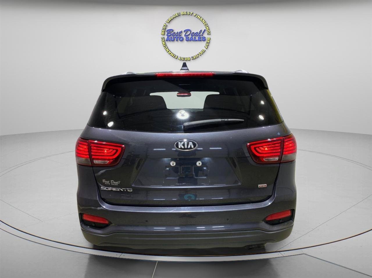 Used 2019 Kia Sorento FWD w/ LX Convenience Package image 4