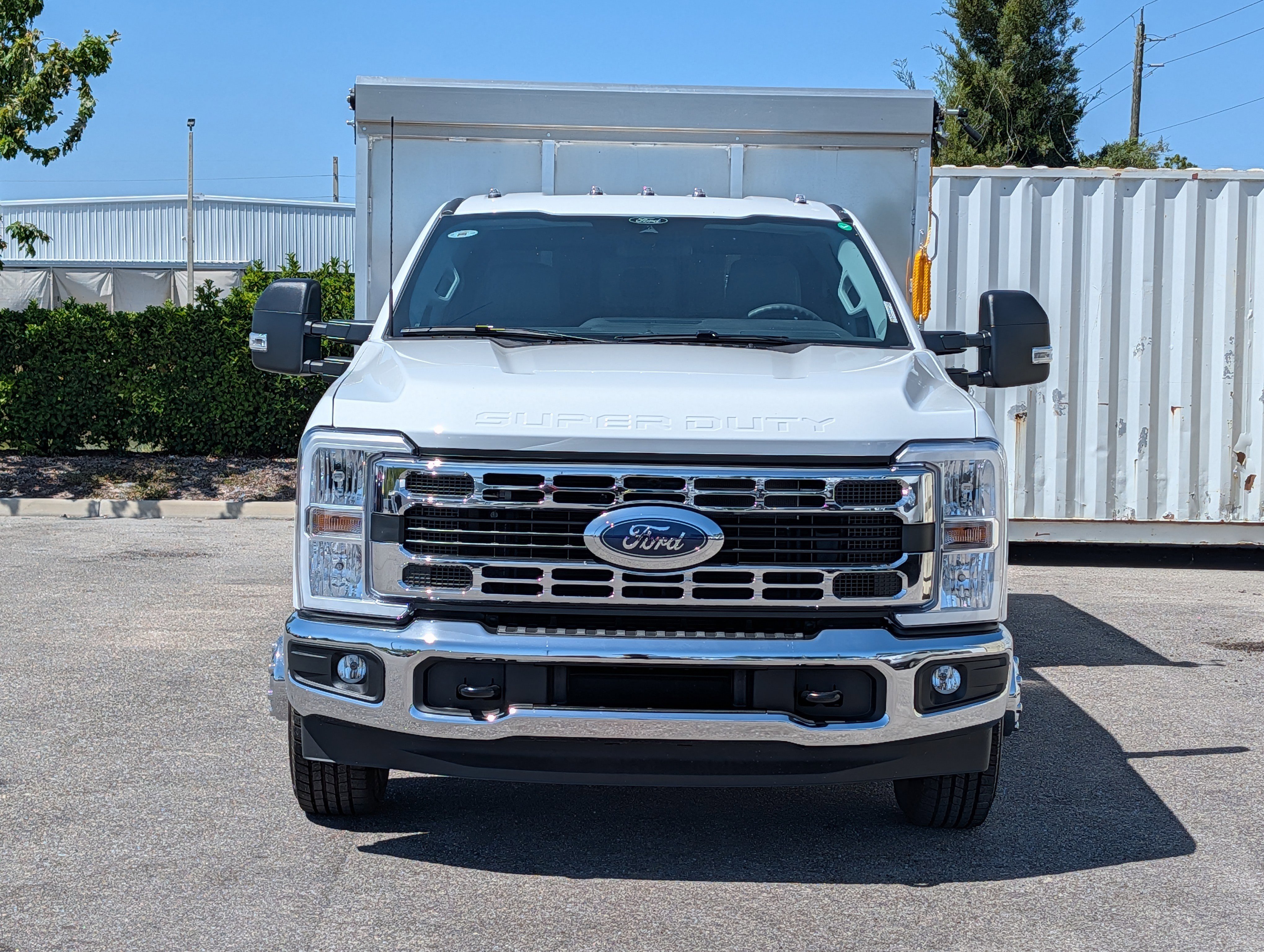 New 2026 Ford F350 XL w/ XL Chrome Package RWD image 9