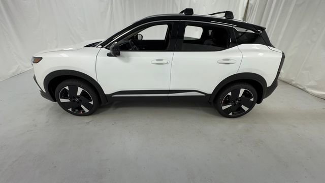 New 2026 Nissan Kicks SR w/ Cold Weather Package AWD/4WD image 6