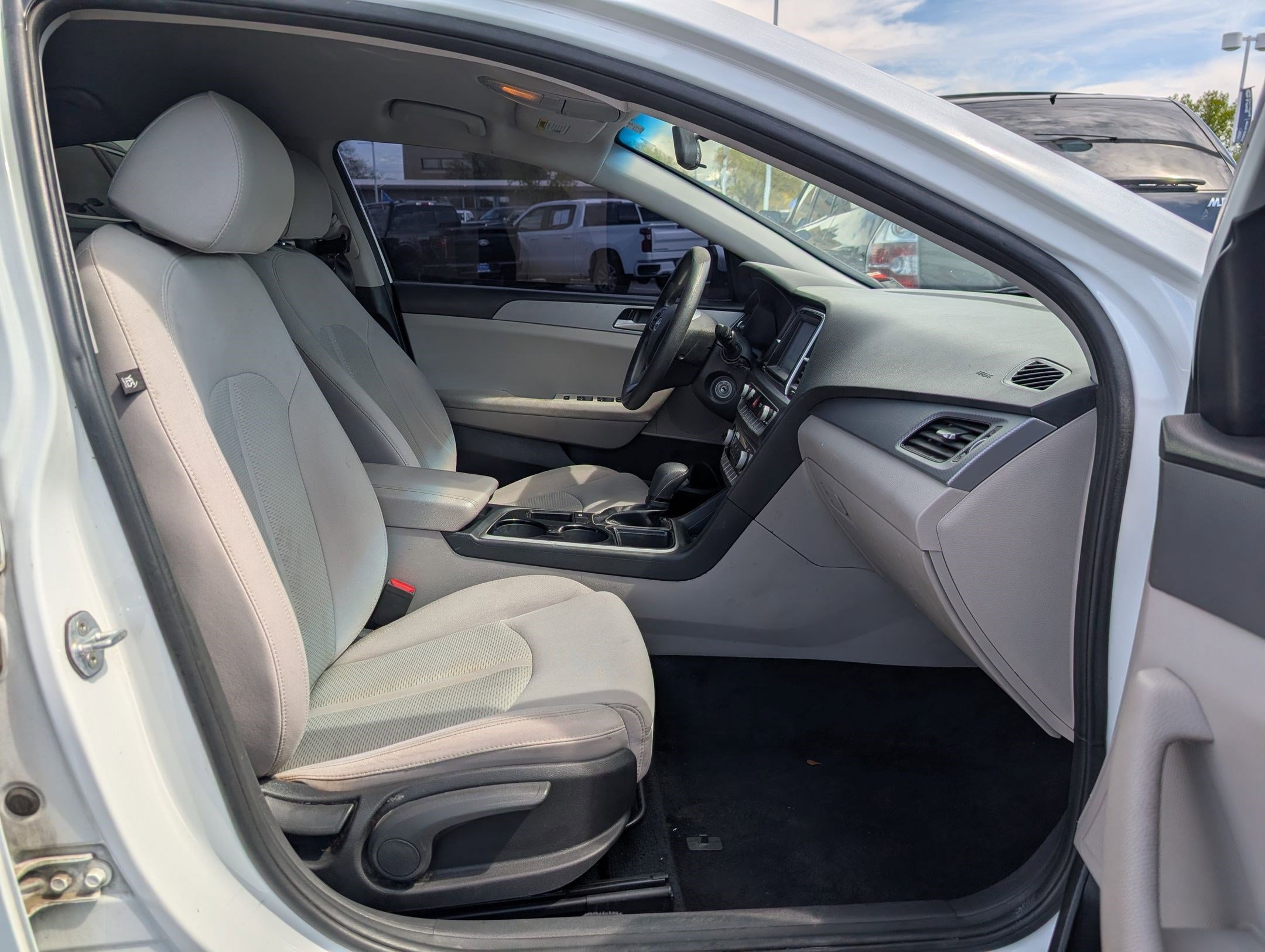 Used 2019 Hyundai Sonata SE image 32