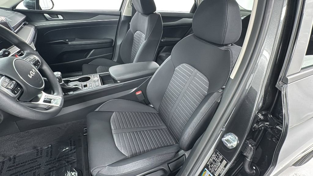 New 2026 Kia K5 LXS image 10