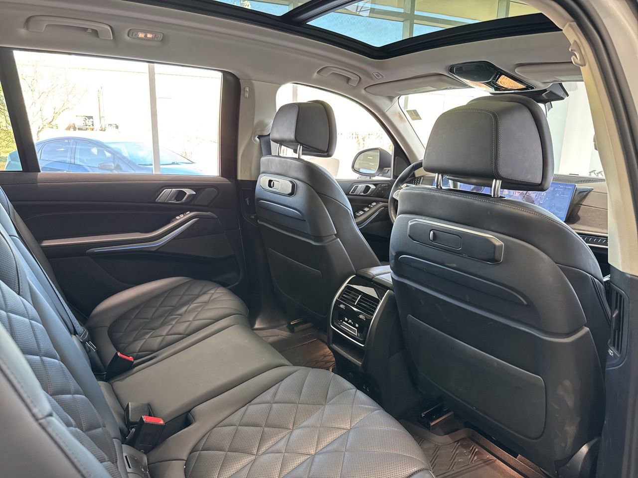 Certified 2023 BMW X7 xDrive40i w/ Premium Package image 41