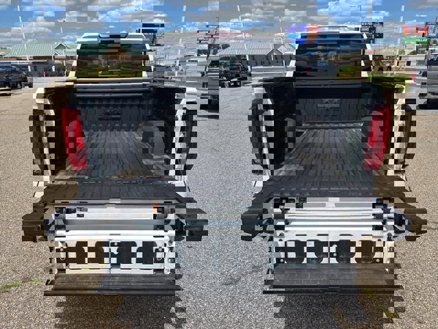 Certified 2023 GMC Sierra 1500 SLT w/ SLT Premium Package image 11