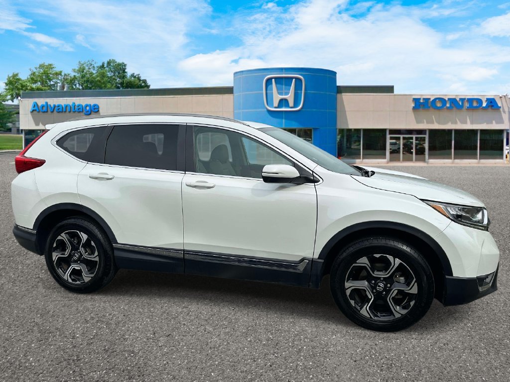 Used 2019 Honda CR-V Touring image 3