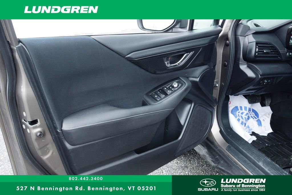 Used 2024 Subaru Outback Premium image 10