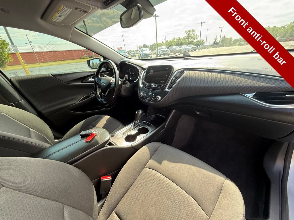 Used 2018 Chevrolet Malibu LT FWD image 39