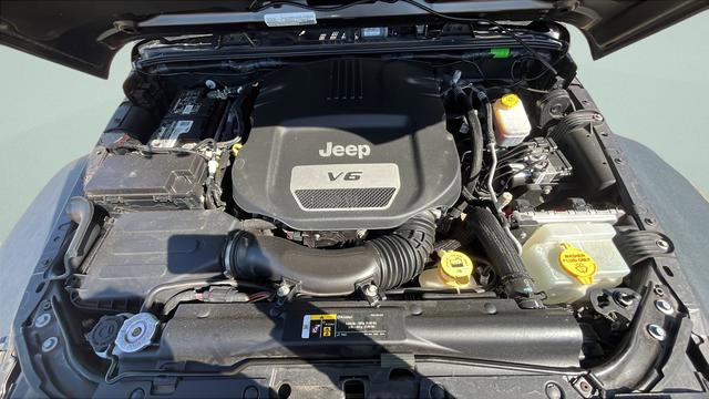 Used 2017 Jeep Wrangler Unlimited Rubicon image 29