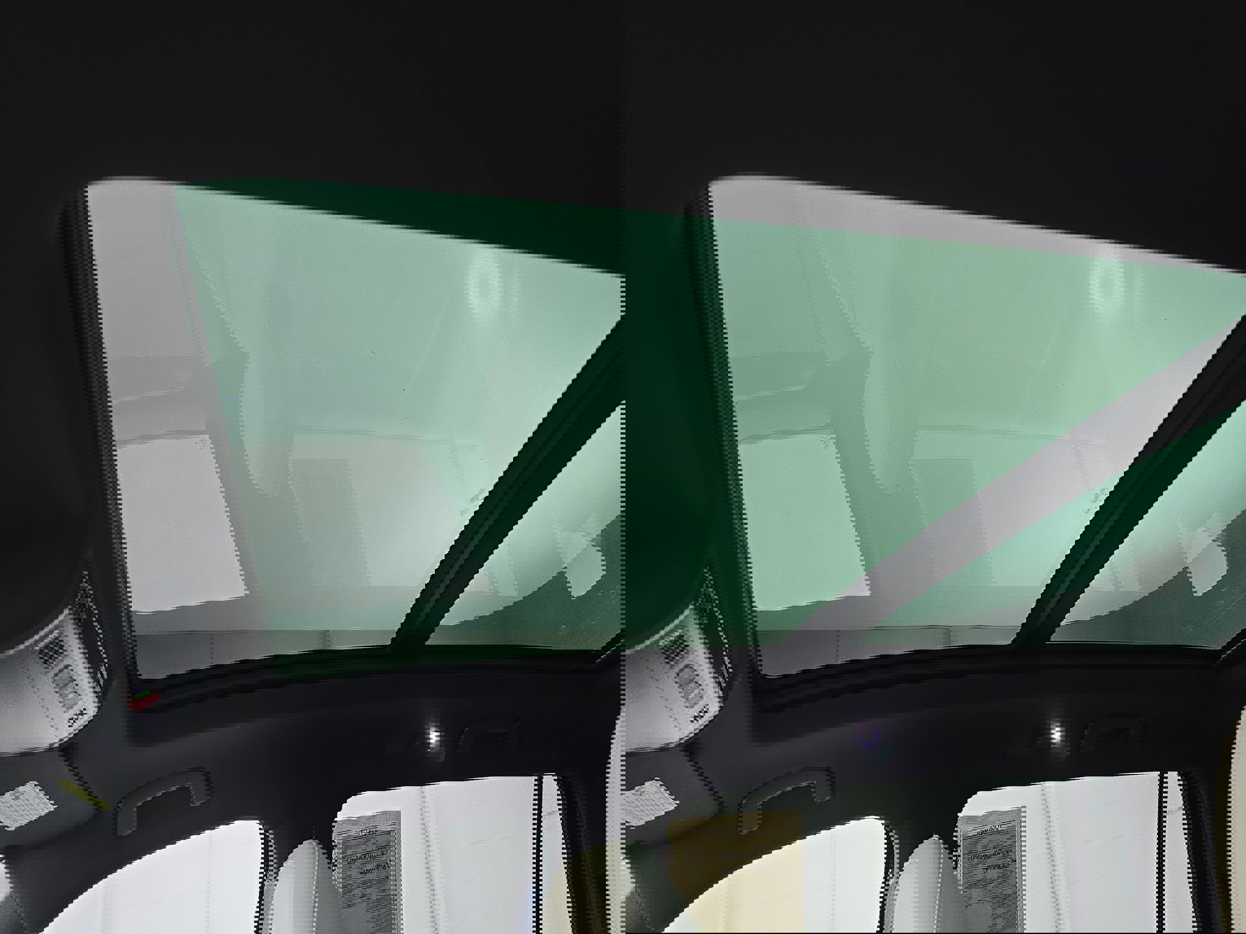 Certified 2024 Volkswagen Tiguan SE R-Line image 28