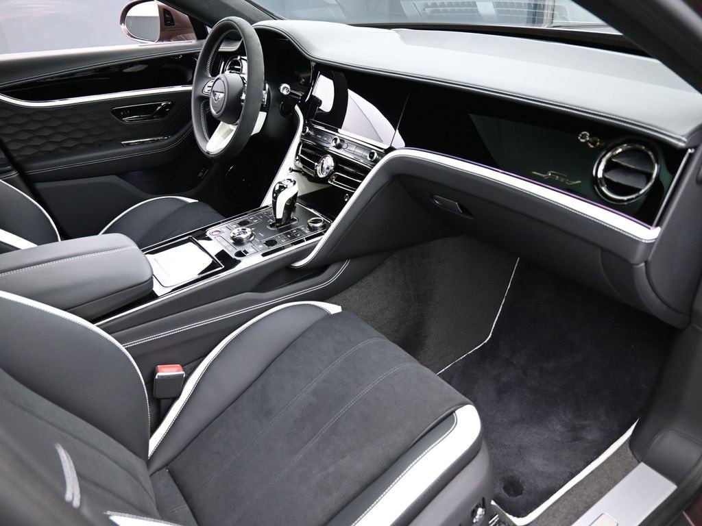 Certified 2025 Bentley Flying Spur Speed image 38