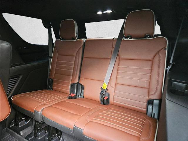 Used 2023 GMC Yukon Denali Ultimate w/ LPO, Floor Liner Package AWD/4WD image 15