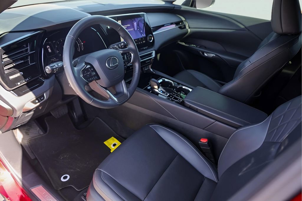 Used 2024 Lexus RX 350 FWD w/ Technology Package image 12