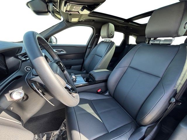 New 2026 Land Rover Range Rover Velar Dynamic SE image 11