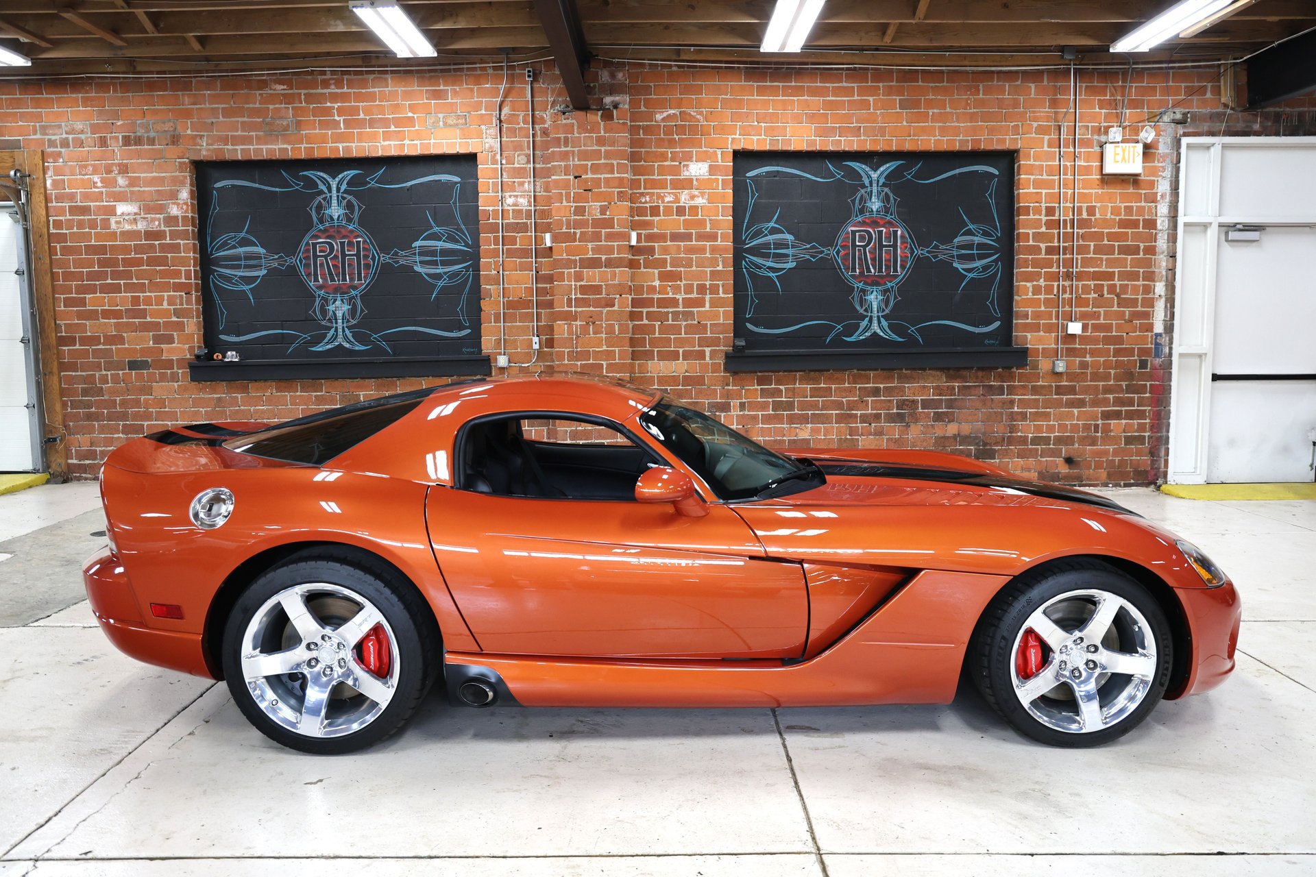 Used 2006 Dodge Viper SRT-10 RWD image 29