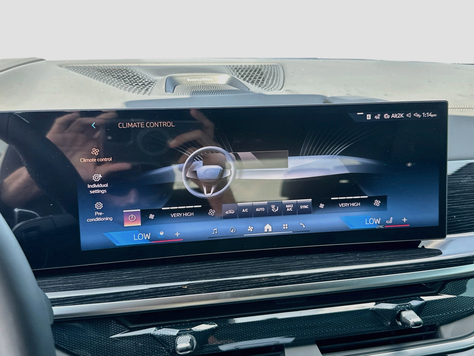 New 2027 BMW X7 xDrive40i w/ Executive Package AWD/4WD image 12