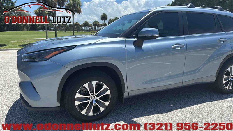 Used 2023 Toyota Highlander XLE FWD image 33