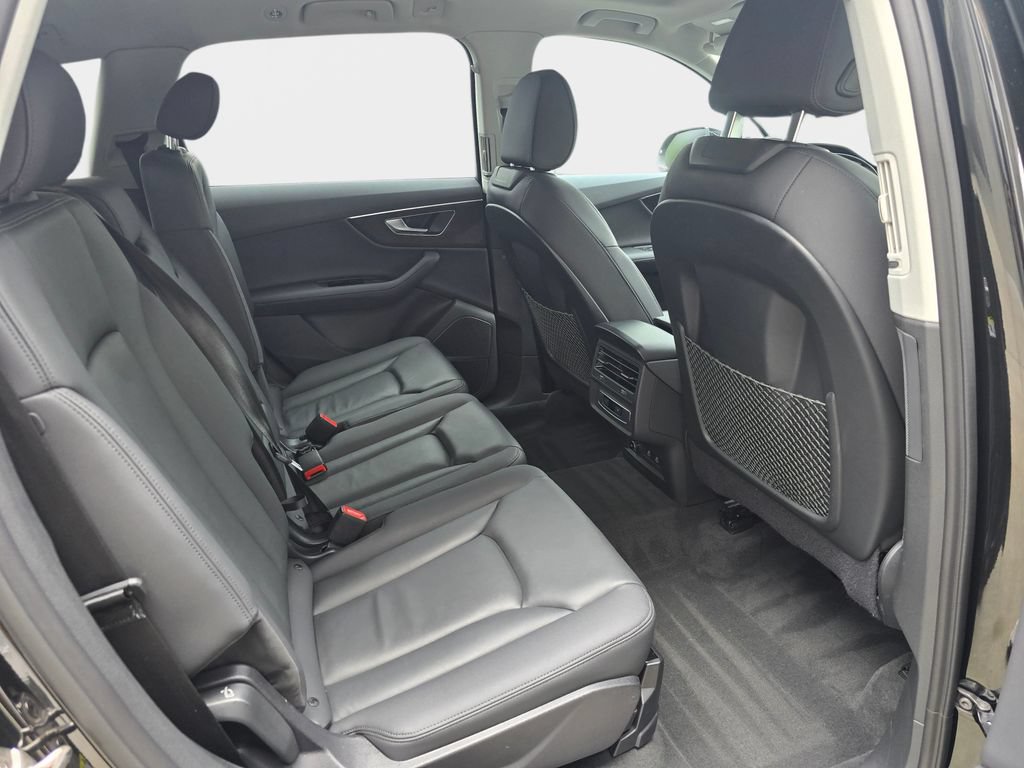 Used 2023 Audi Q7 3.0T Premium Plus AWD/4WD image 13