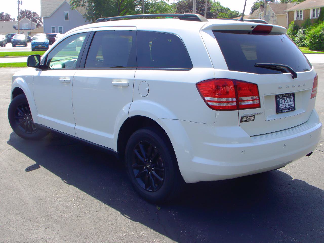 Used 2020 Dodge Journey SE w/ Blacktop Package FWD image 4
