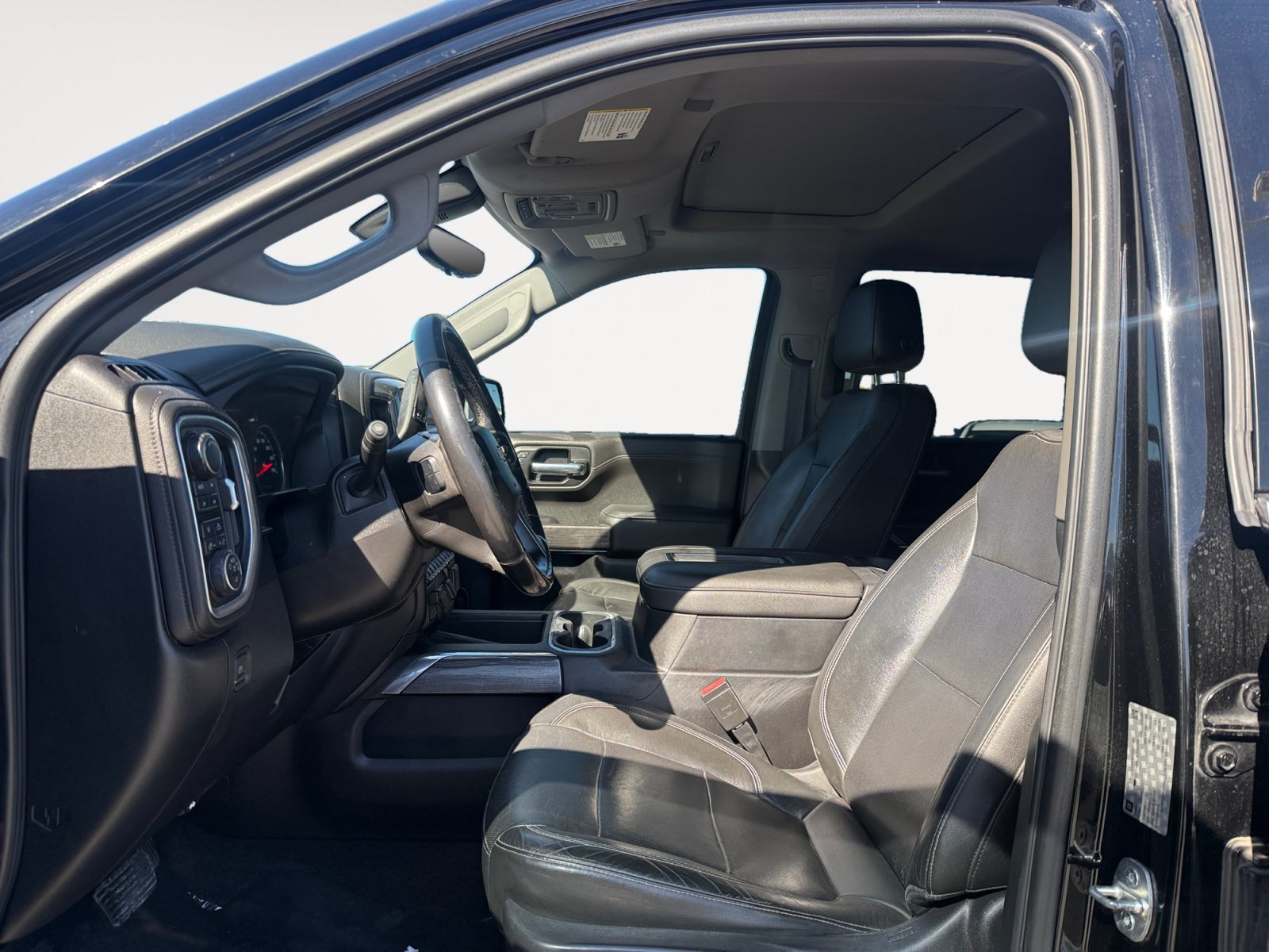 Used 2019 Chevrolet Silverado 1500 LTZ w/ LTZ Premium Package AWD/4WD image 10