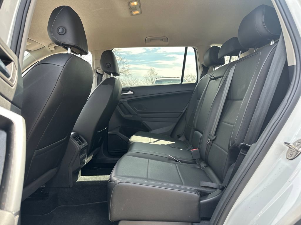 Used 2019 Volkswagen Tiguan SE image 13
