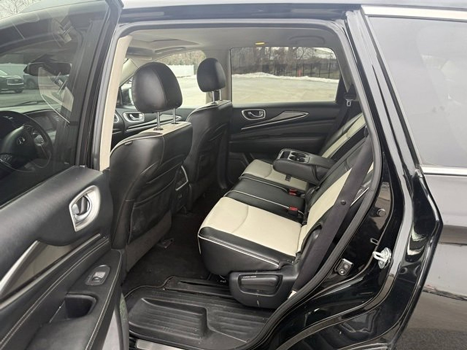 Used 2020 INFINITI QX60 Signature Edition image 10