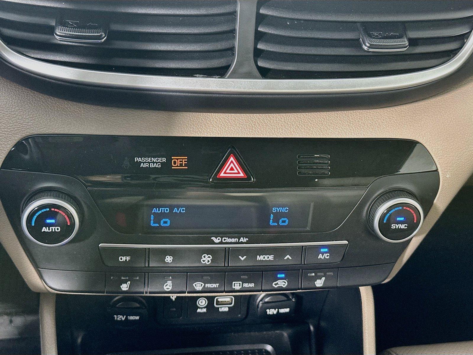 Used 2021 Hyundai Tucson Limited AWD/4WD image 16