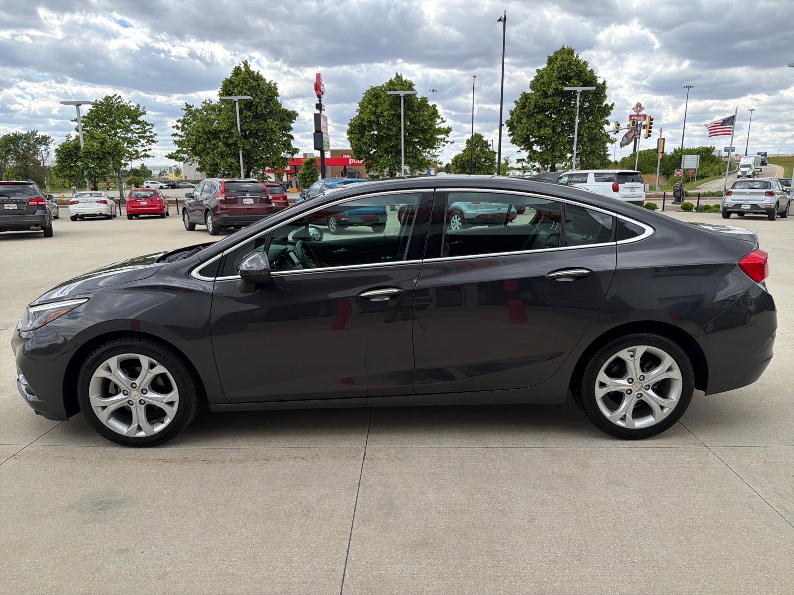 Used 2016 Chevrolet Cruze Premier FWD image 5