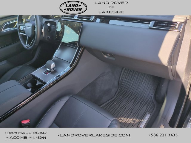 Used 2026 Land Rover Range Rover Velar Dynamic SE AWD/4WD image 19