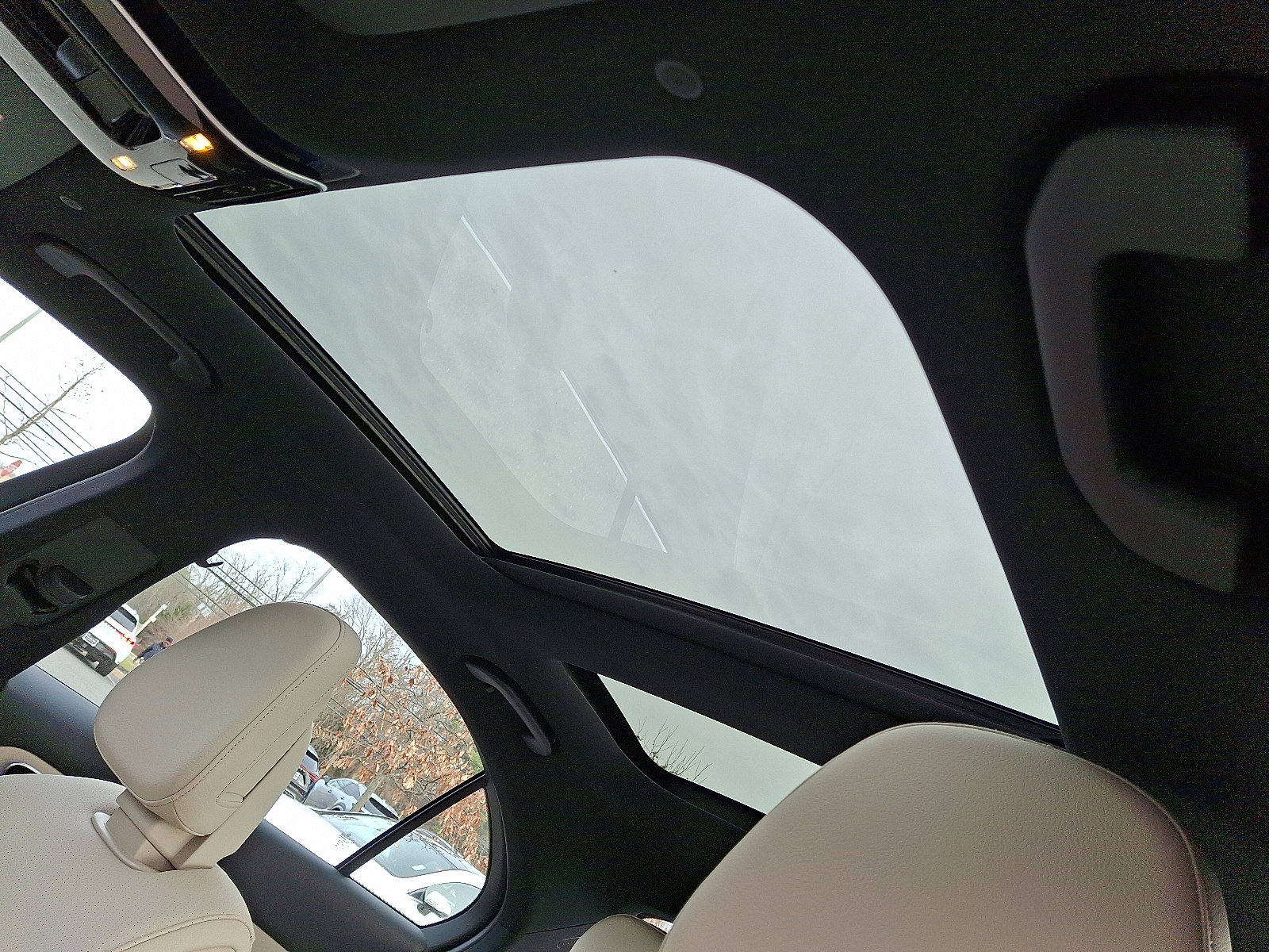 New 2026 Mercedes-Benz C 300 4MATIC Sedan image 9