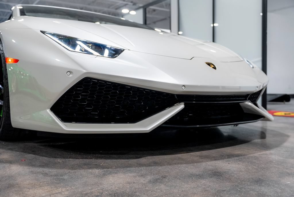 Used 2016 Lamborghini Huracan LP 610-4 AWD/4WD image 10
