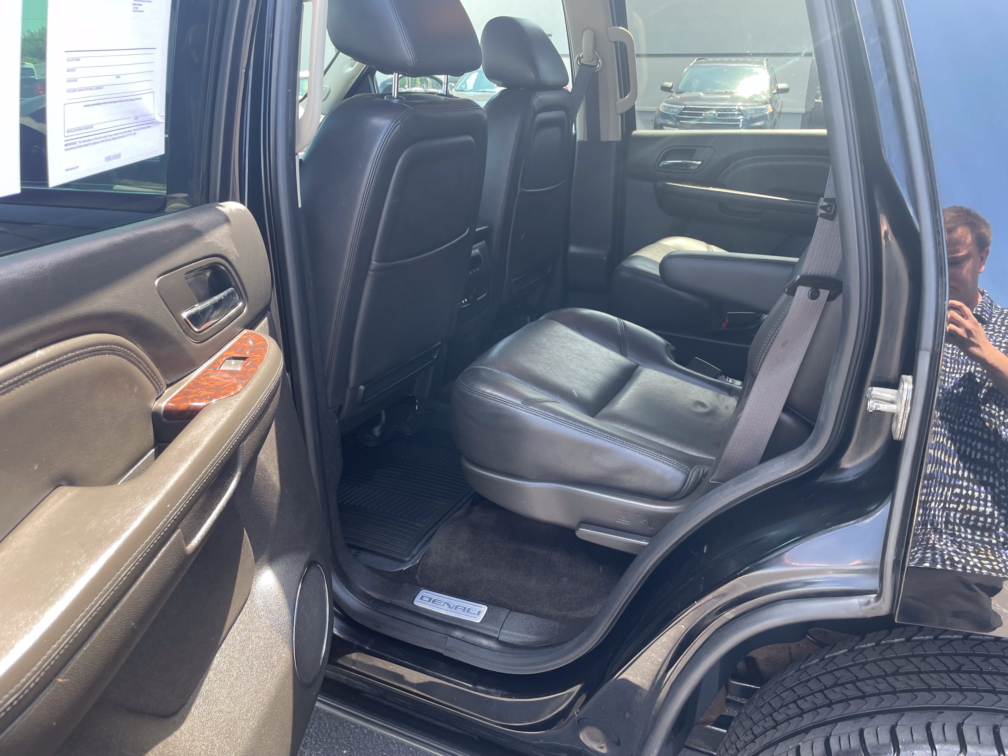 Used 2014 GMC Yukon Denali AWD/4WD image 27