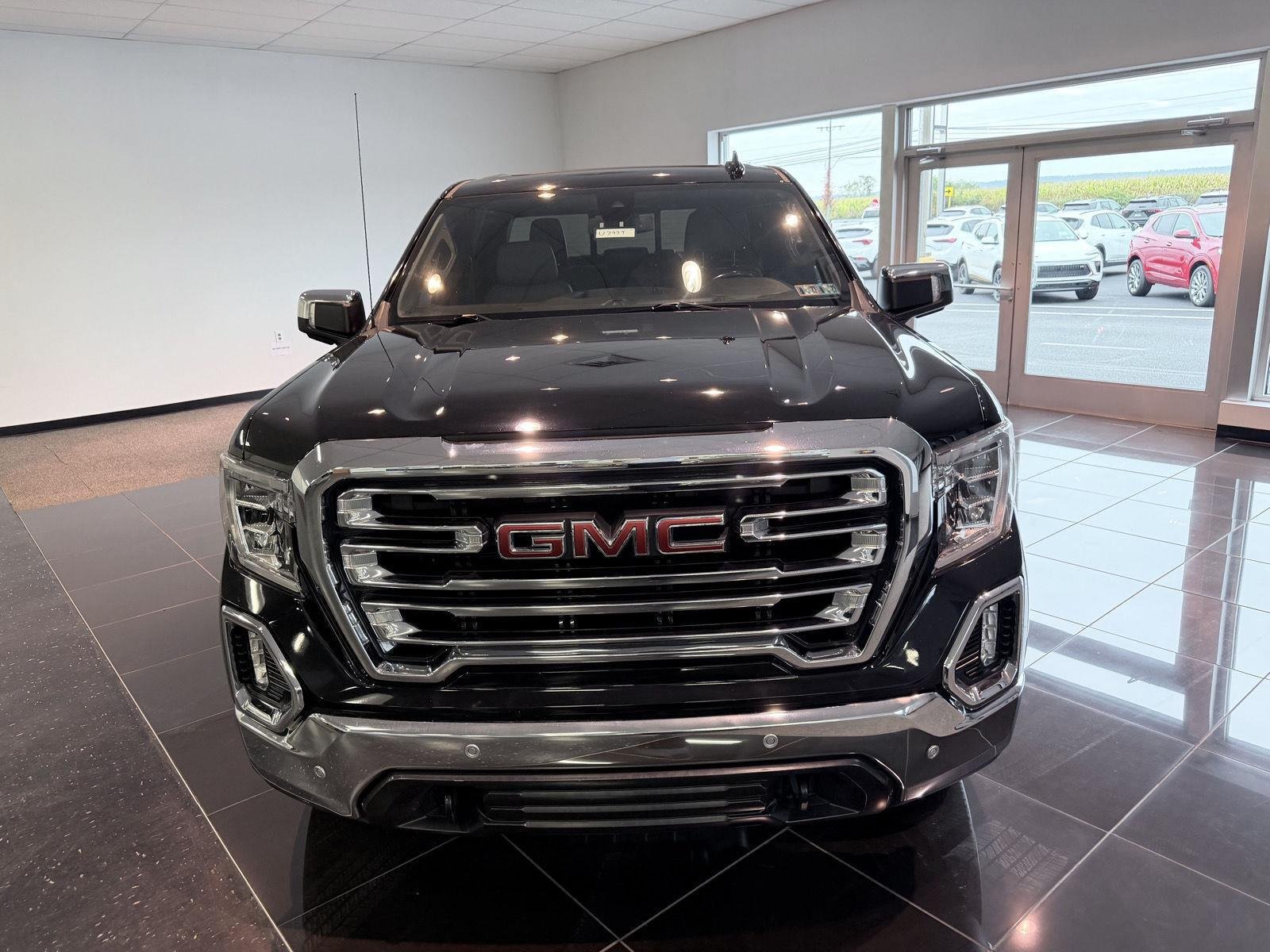 Used 2021 GMC Sierra 1500 SLT w/ SLT Premium Plus Package AWD/4WD image 18