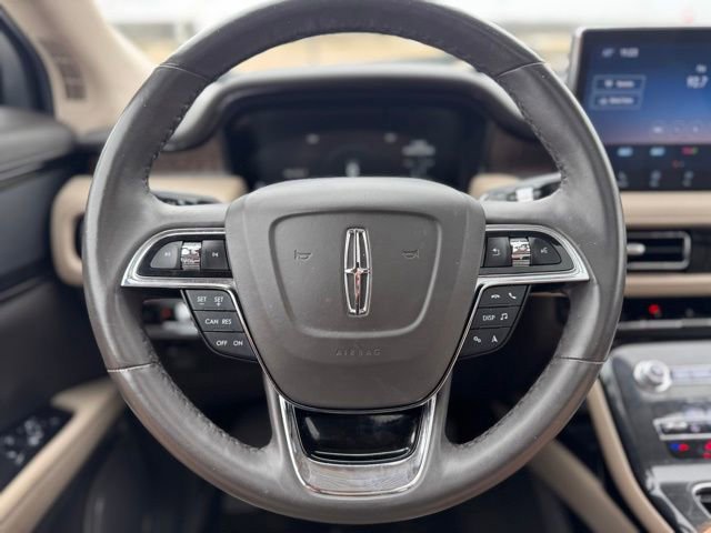 Used 2023 Lincoln Nautilus Reserve AWD/4WD image 12