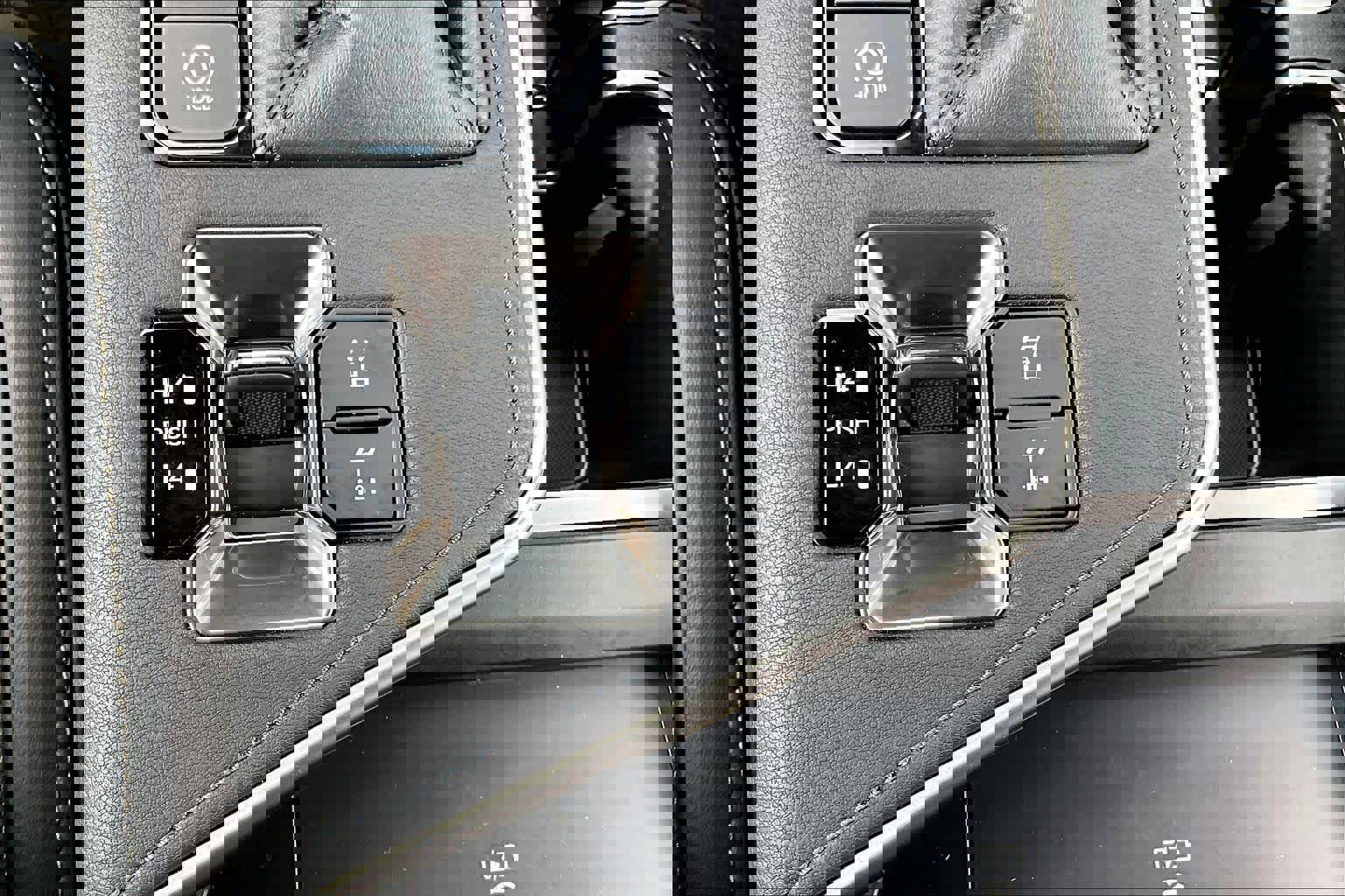 Used 2024 Lexus GX 550 image 33