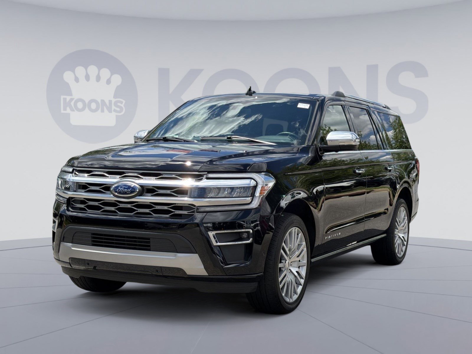 Used 2024 Ford Expedition Max Platinum AWD/4WD image 1