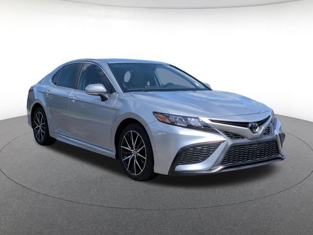 Used 2023 Toyota Camry SE FWD image 8