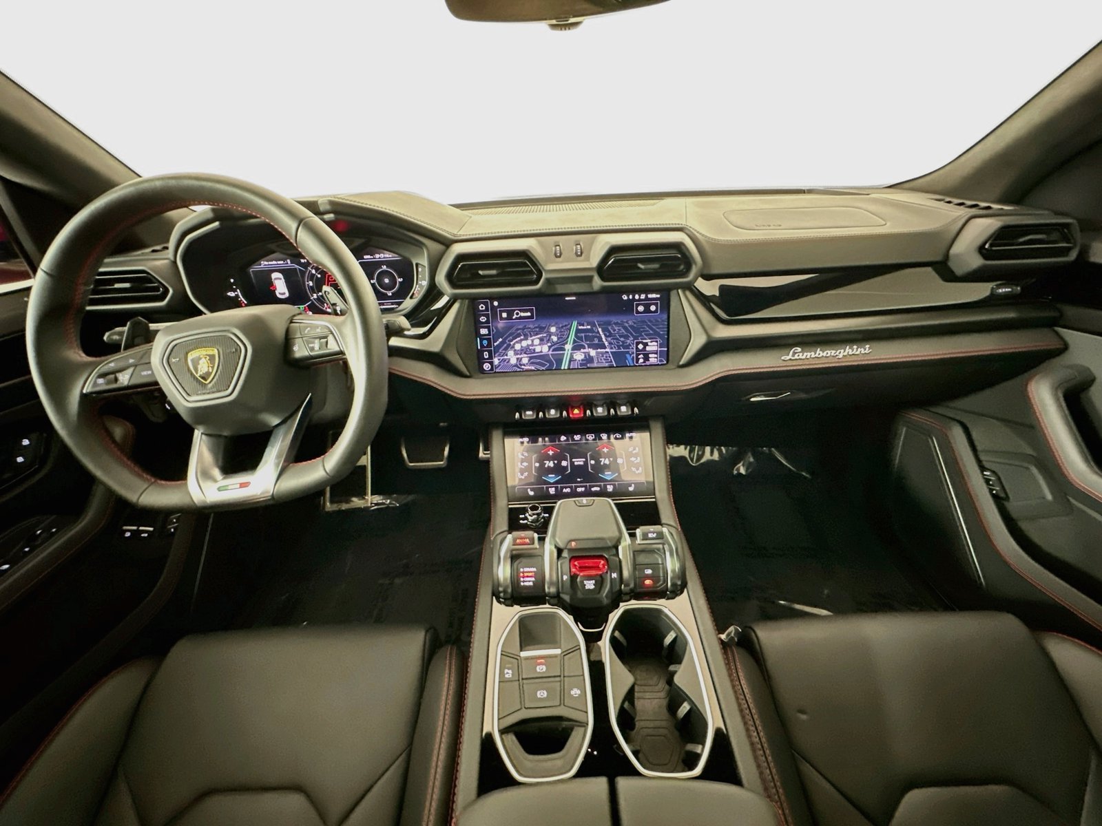 Used 2025 Lamborghini Urus S AWD/4WD image 15