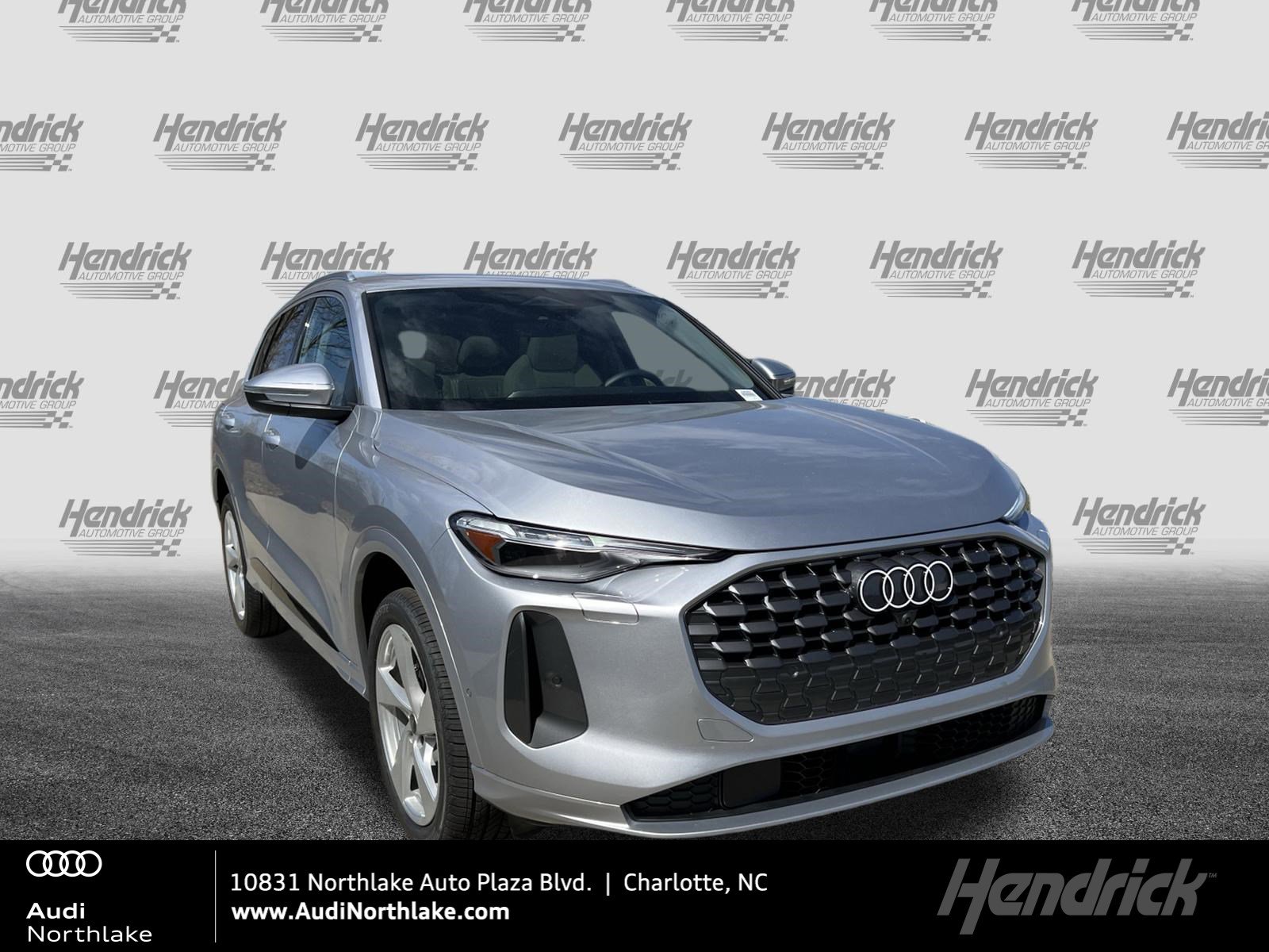 Certified 2025 Audi Q5 Premium Plus w/ Premium Plus image 1