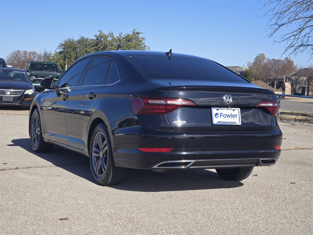 Used 2021 Volkswagen Jetta R-Line w/ R-Line Cold Weather Package image 5