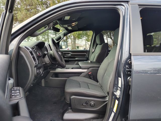 New 2026 RAM 1500 Big Horn w/ Night Edition AWD/4WD image 9