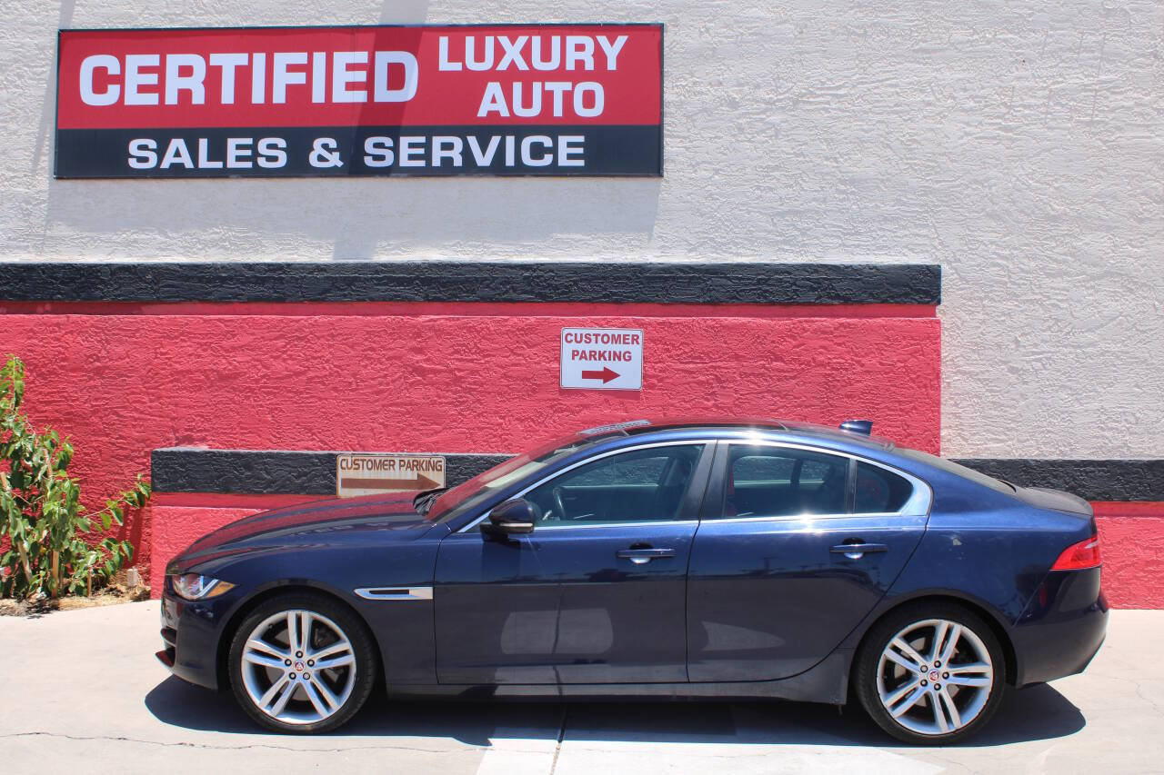 Used 2018 Jaguar XE Prestige AWD/4WD image 2