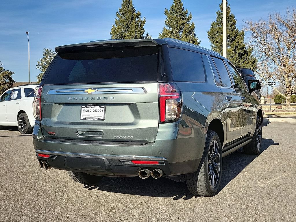 Used 2023 Chevrolet Suburban Premier image 10