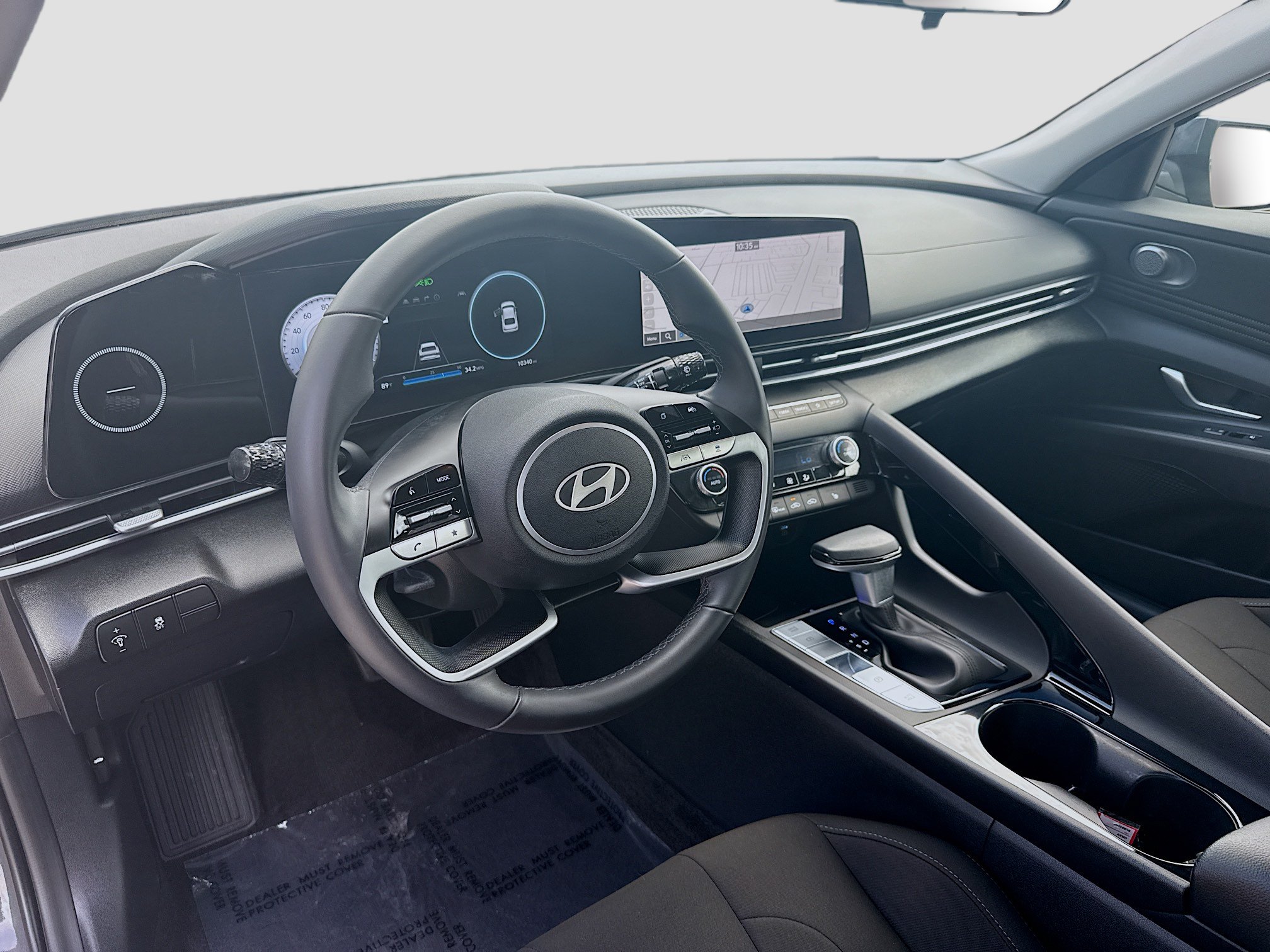 Used 2025 Hyundai Elantra SEL FWD image 7