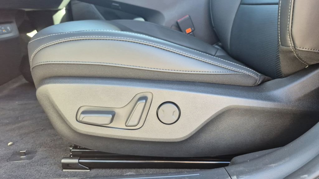 New 2025 Kia EV6 Wind image 11