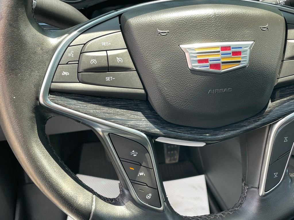 Certified 2023 Cadillac XT5 Premium Luxury w/ LPO, Floor Liner Package AWD/4WD image 30